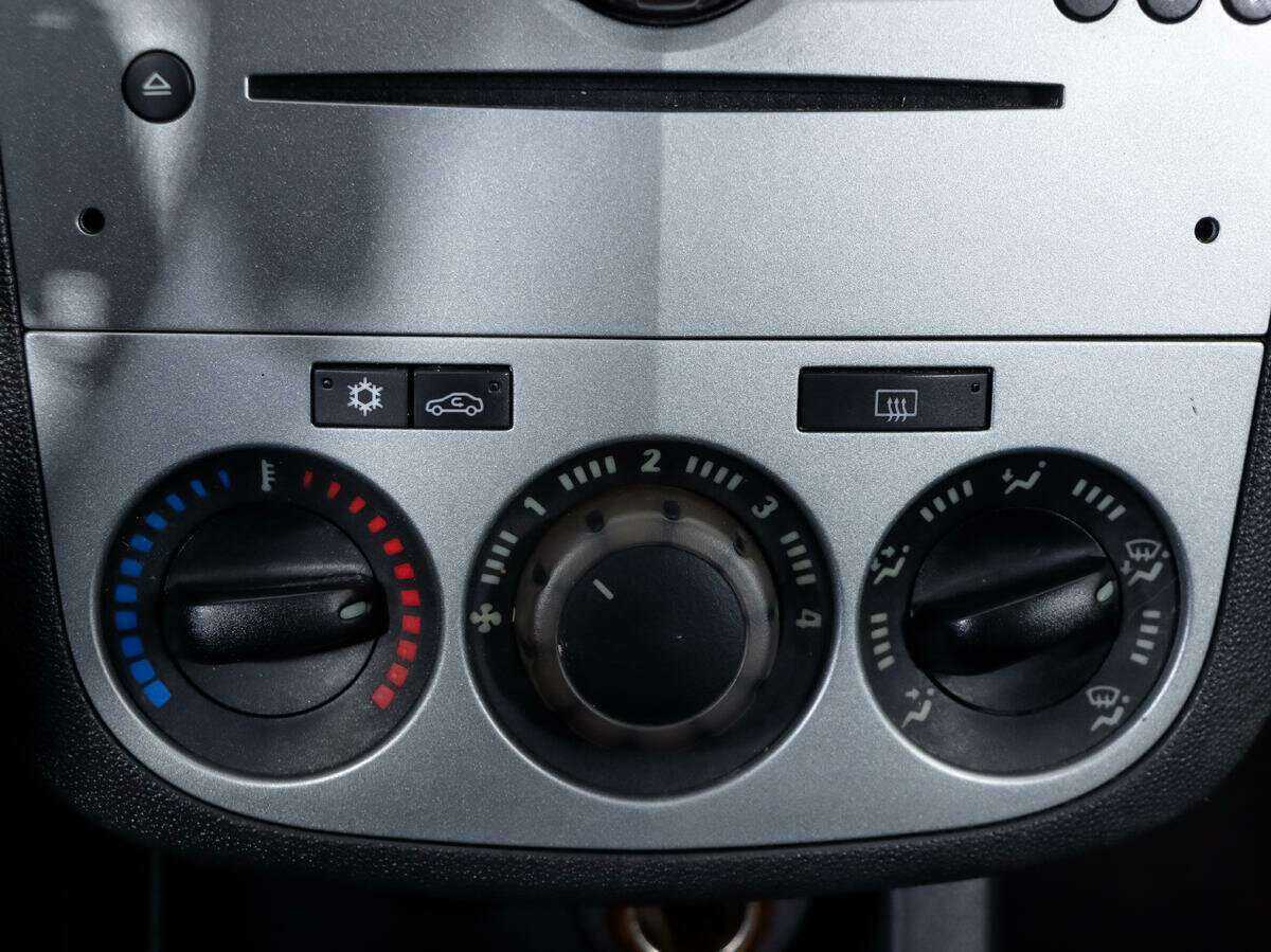 Opel Corsa, 2008 Фото №12