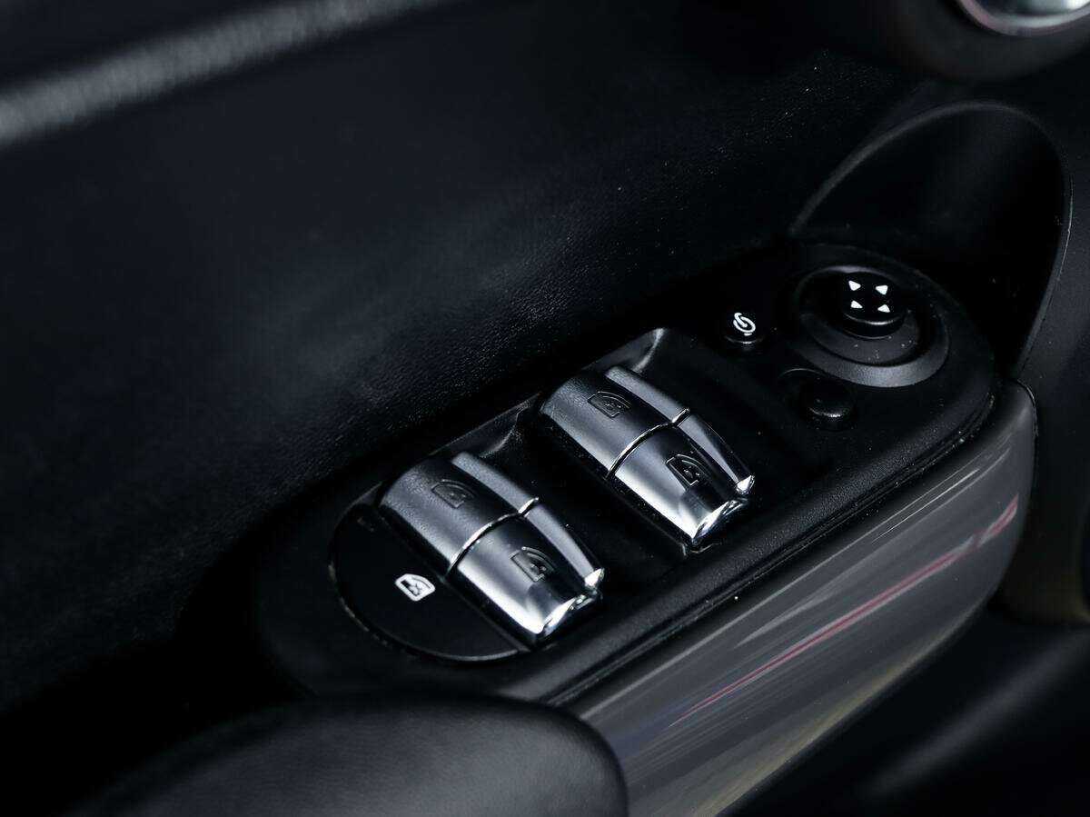 Mini Hatch Cooper, 2021 Фото №12