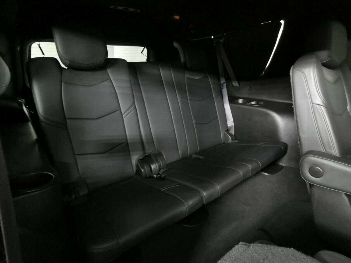 Cadillac Escalade ESV, 2016 Фото №14