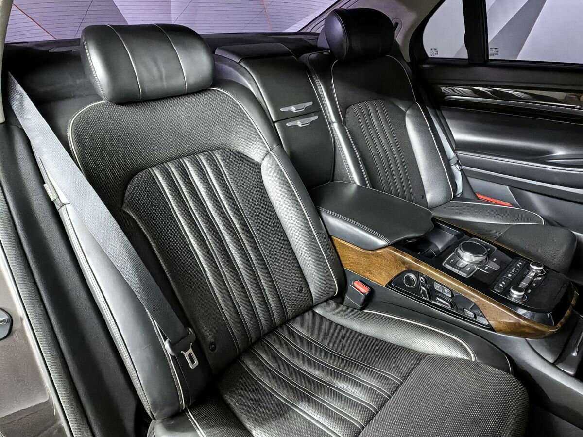 Genesis G90, 2017 Фото №13