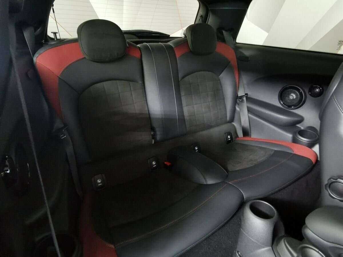 Mini Hatch JCW John Cooper Works, 2018 Фото №12