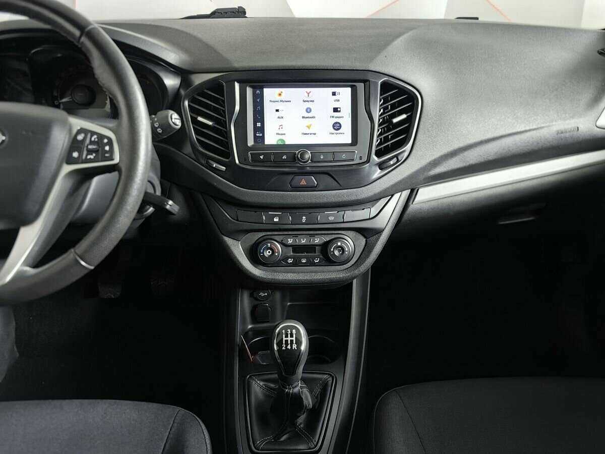 Lada (ВАЗ) Vesta SW, 2021 Фото №11