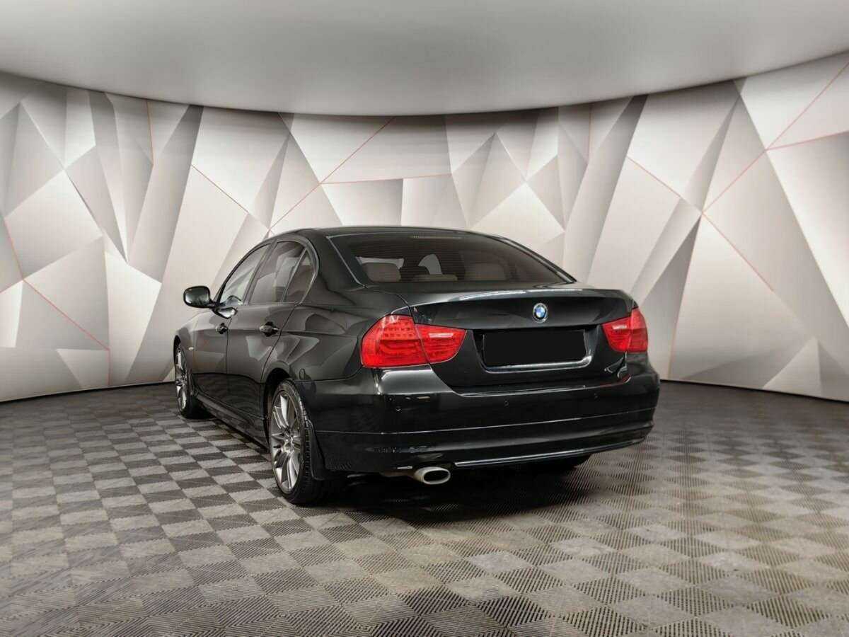 BMW 3 серии 318i, 2010 - 175 893 км. | Фото №4