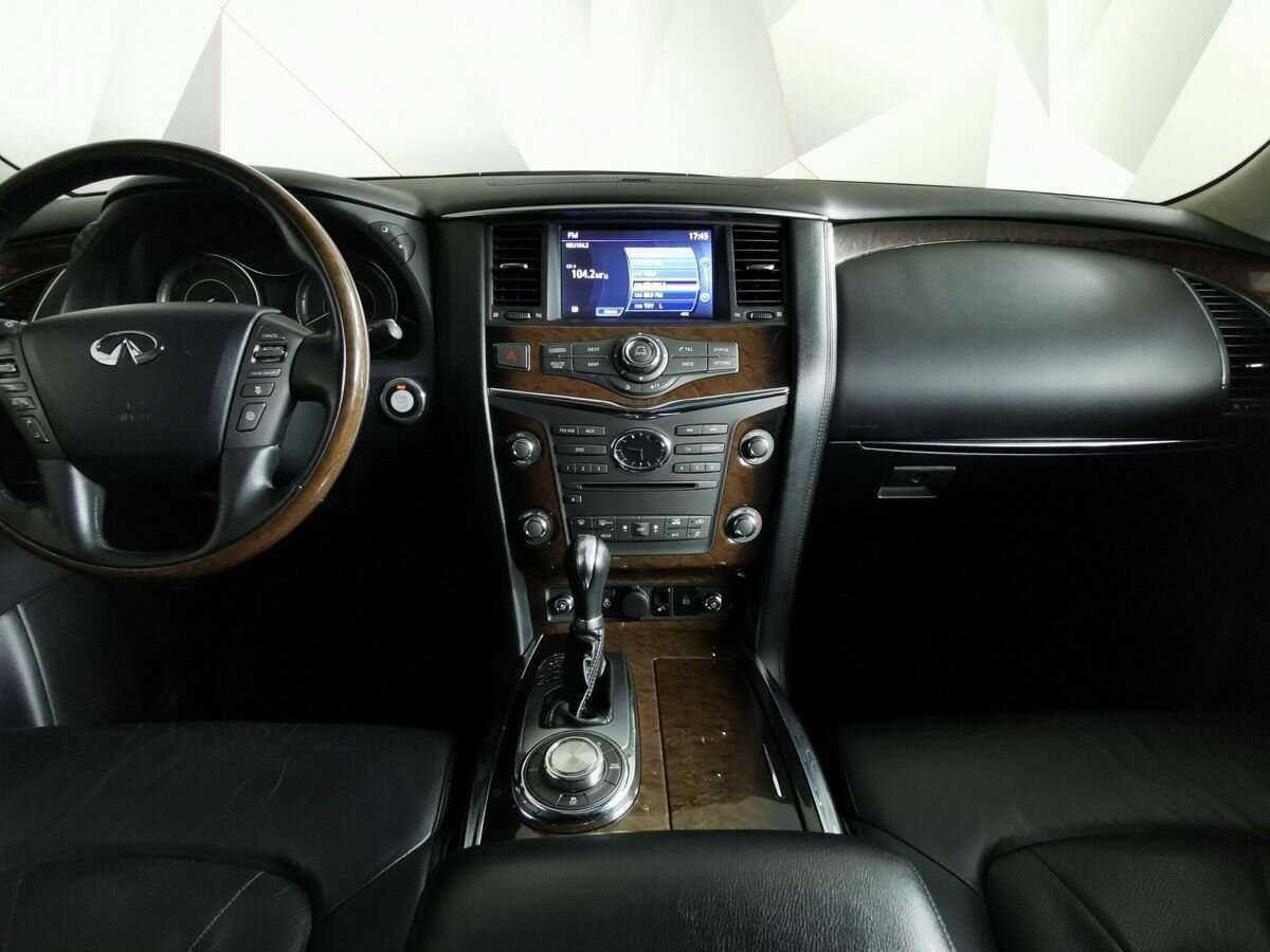 Infiniti QX56, 2012 Фото №9