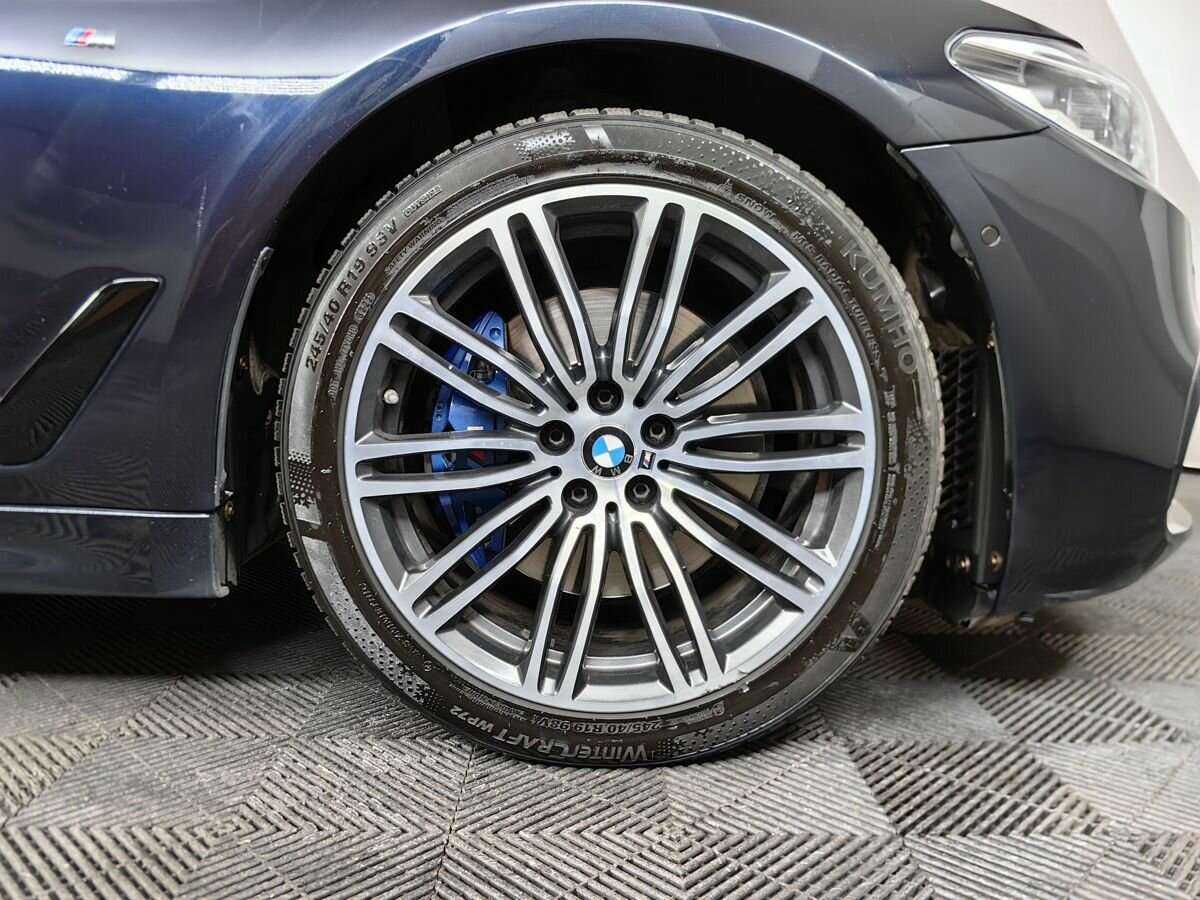 BMW 5 серии 530i xDrive, 2017 Фото №12