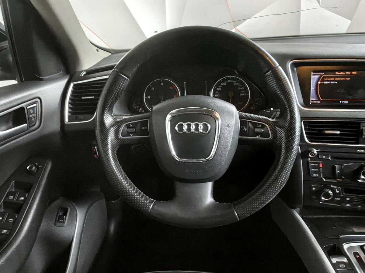 Audi Q5, 2010 Фото №15