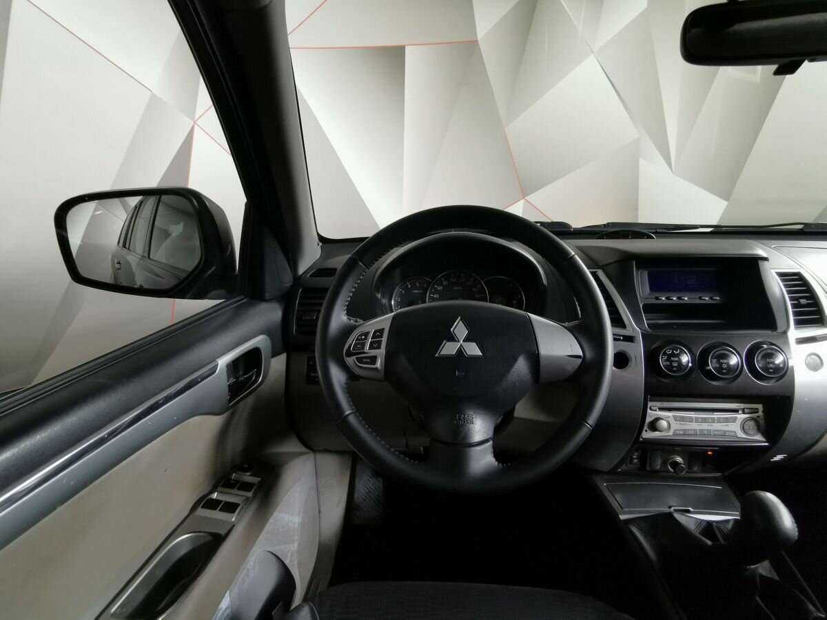 Mitsubishi Pajero Sport, 2008 Фото №15