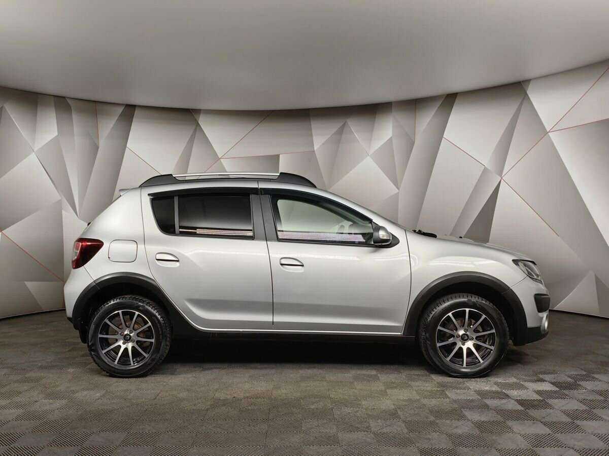 Renault Sandero Stepway, 2017 - 98 332 км. | Фото №6
