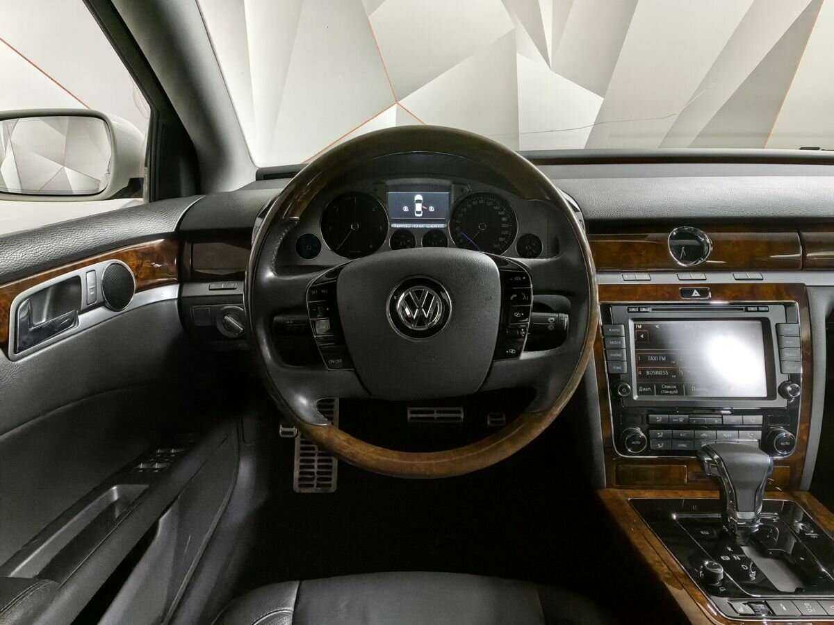 Volkswagen Phaeton 4-Seater Long, 2014 Фото №15