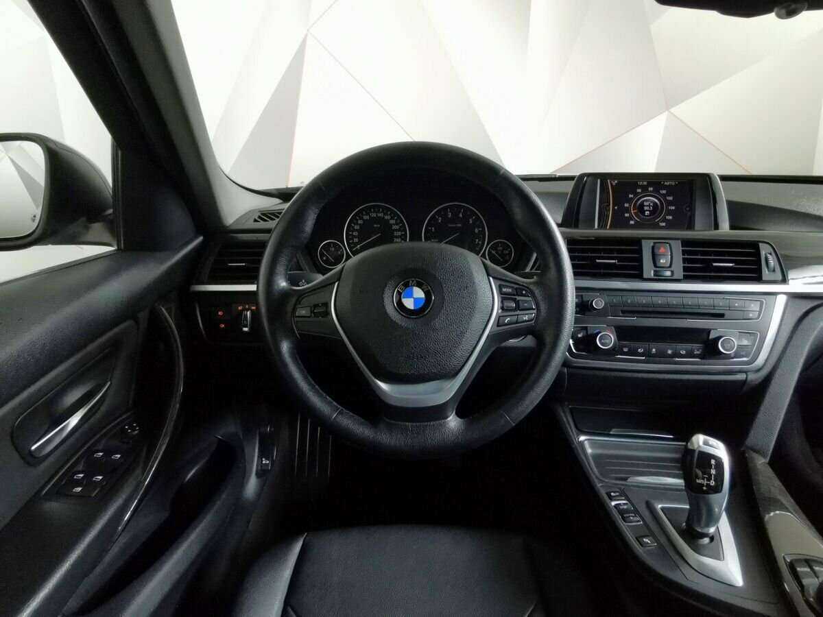 BMW 3 серии 320i, 2013 Фото №15