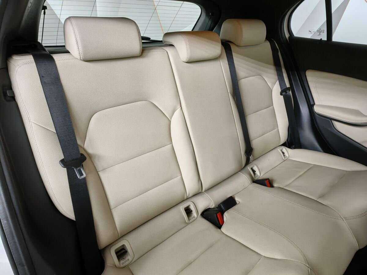 Mercedes-Benz GLA 200, 2019 Фото №13