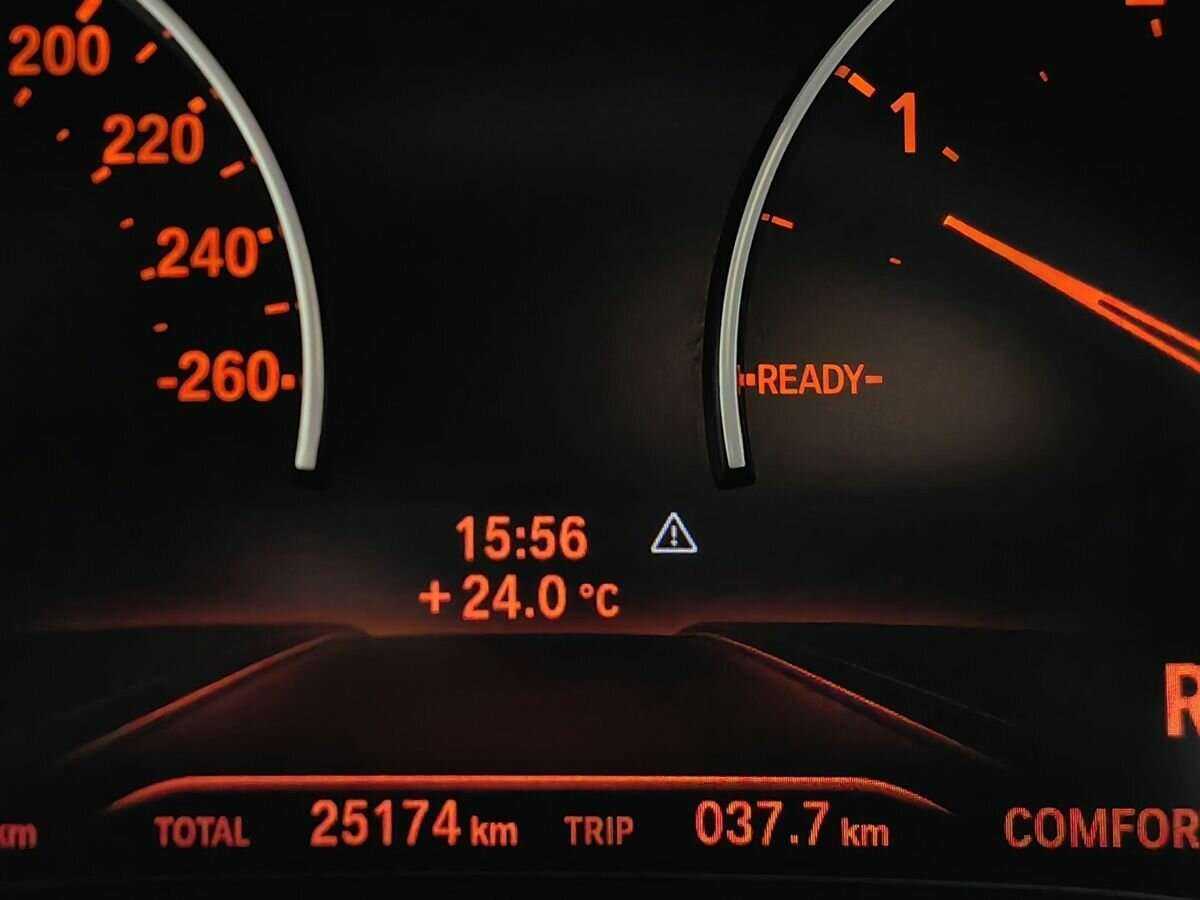 BMW 5 серии 520d xDrive, 2020 Фото №14