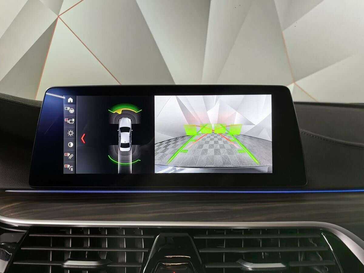 BMW 5 серии 530d xDrive, 2018 Фото №17