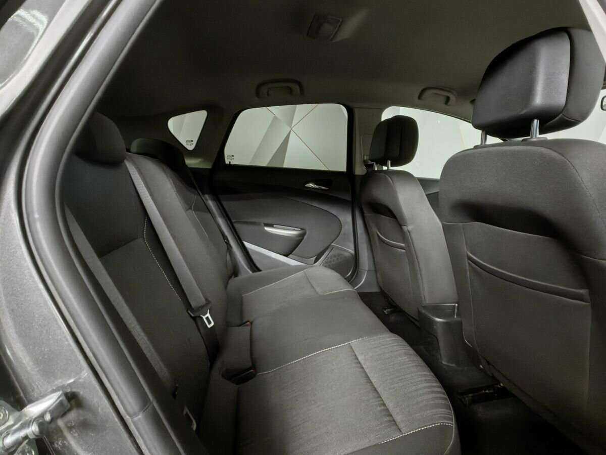 Opel Astra, 2011 Фото №12