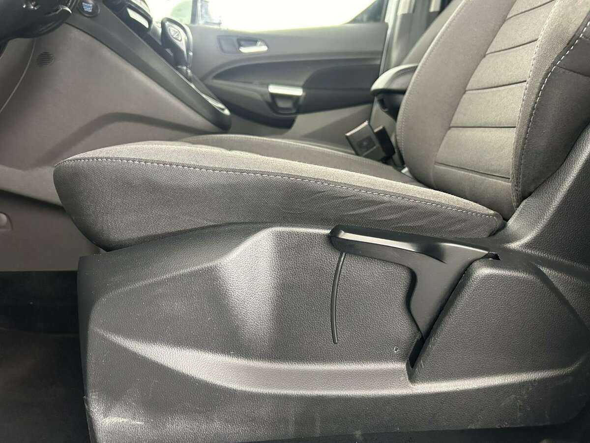 Ford Tourneo Connect, 2019 Фото №10