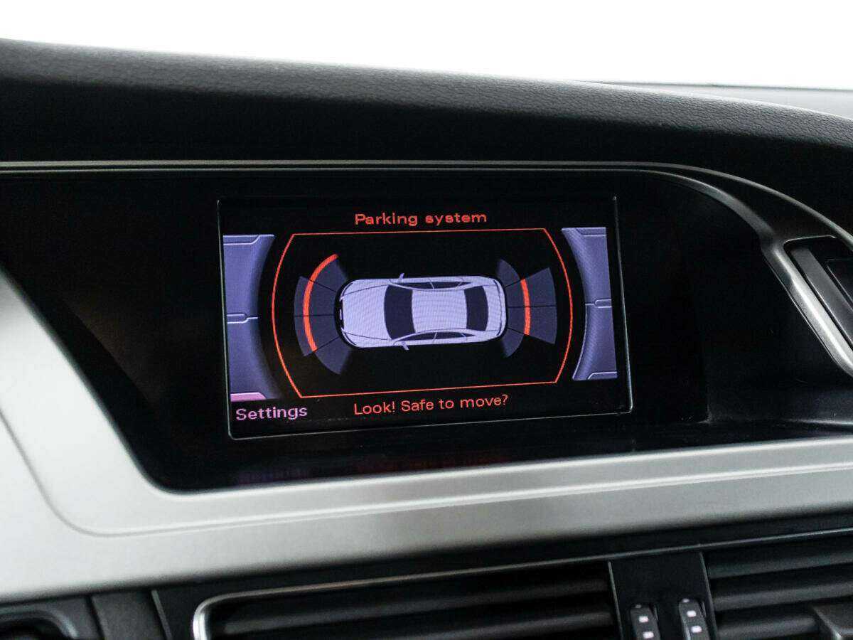 Audi A4, 2010 Фото №15