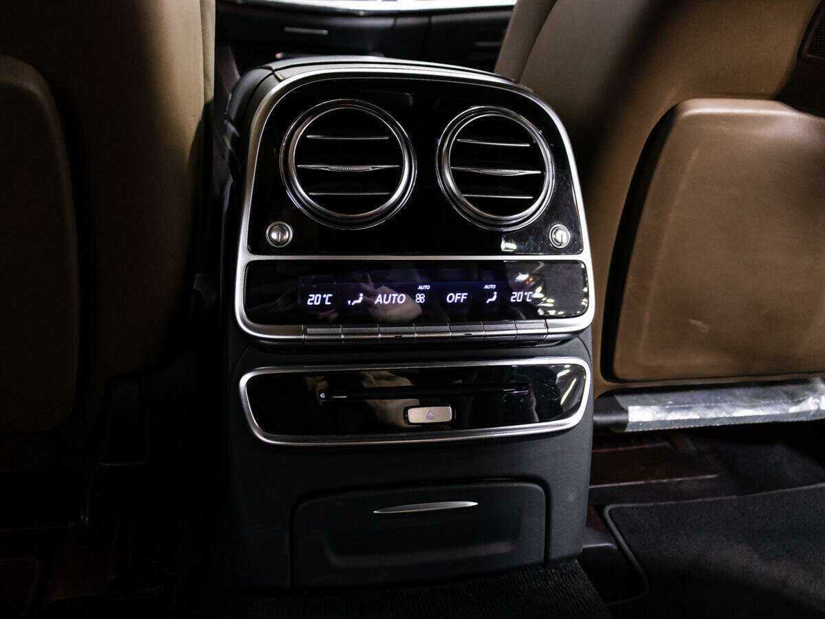 Mercedes-Benz S-Класс AMG 63 AMG Long, 2015 Фото №21