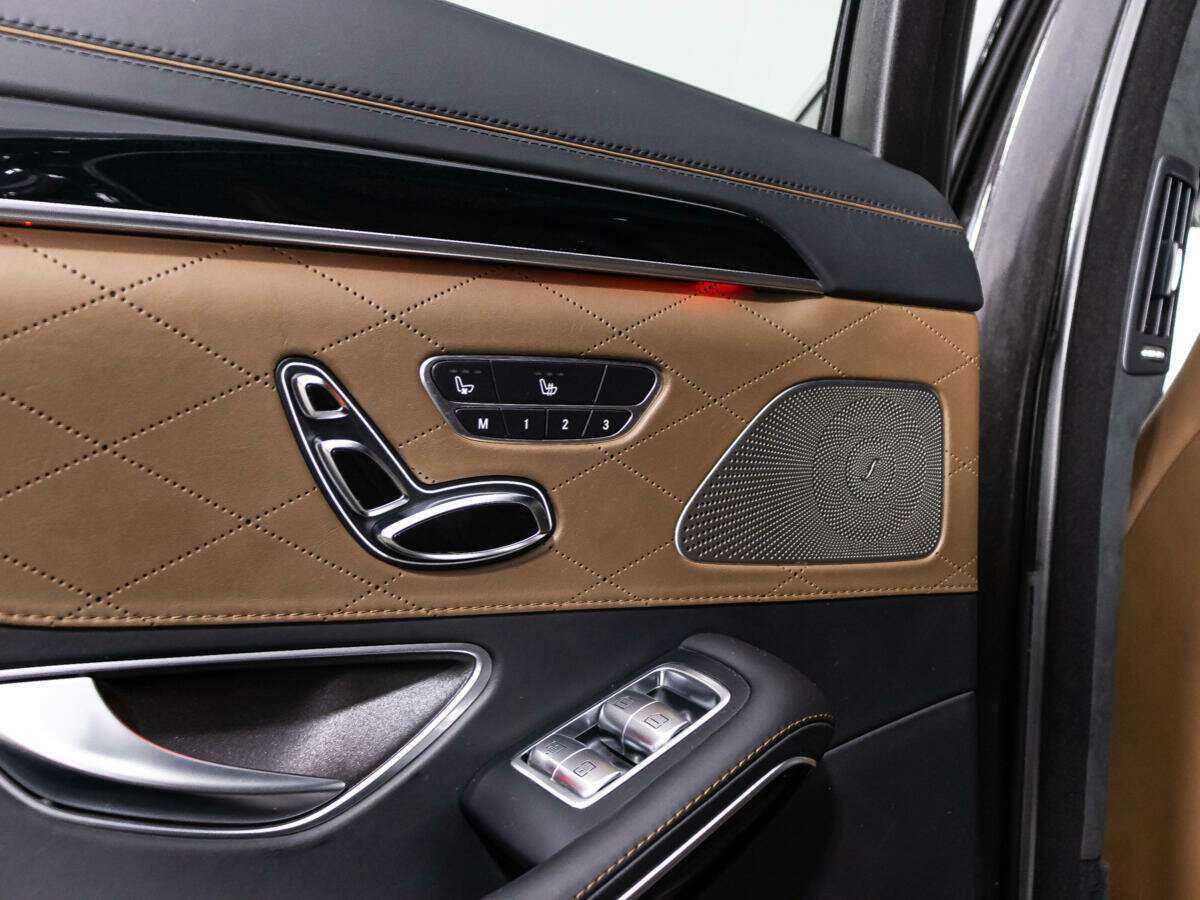 Mercedes-Benz S-Класс AMG 63 AMG Long, 2015 Фото №22