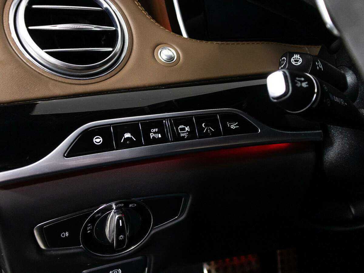 Mercedes-Benz S-Класс AMG 63 AMG Long, 2015 Фото №32