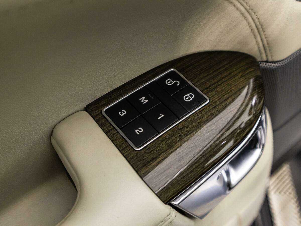 Land Rover Range Rover Sport, 2015 Фото №17