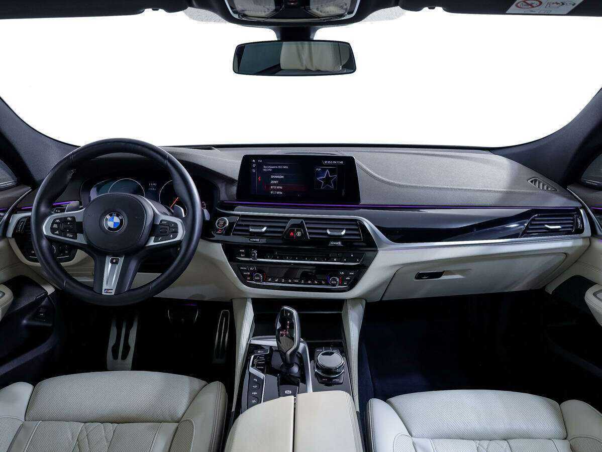 BMW 6 серии Gran Turismo 640i xDrive, 2018 Фото №9