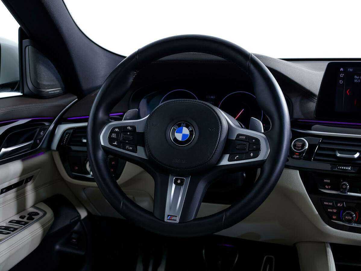 BMW 6 серии Gran Turismo 640i xDrive, 2018 Фото №11
