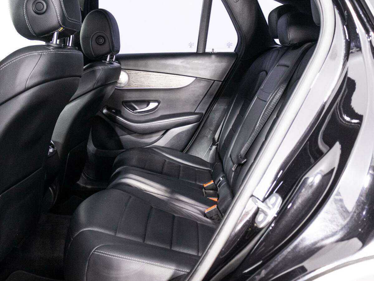 Mercedes-Benz GLC 300 d, 2019 - 158 380 км. | Фото №8