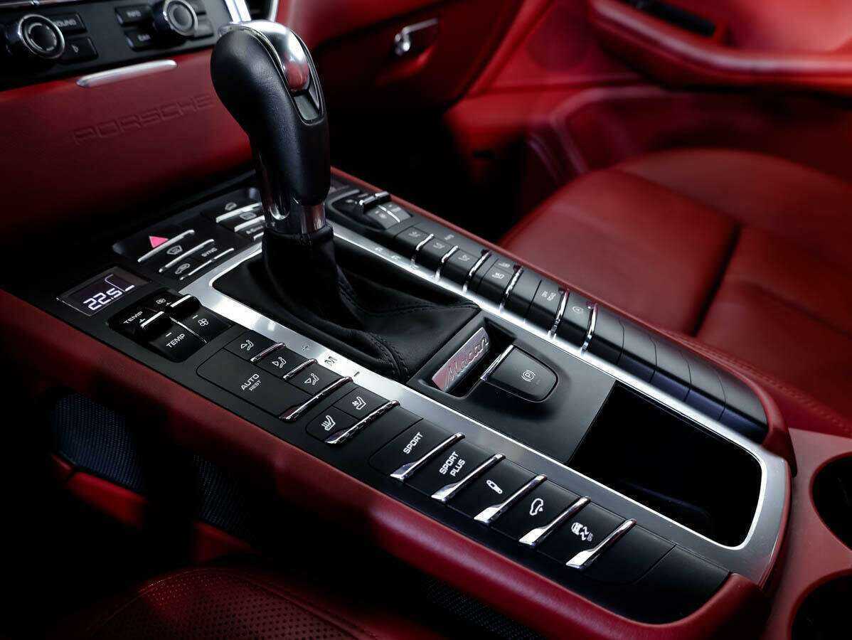 Porsche Macan Turbo, 2014 Фото №23