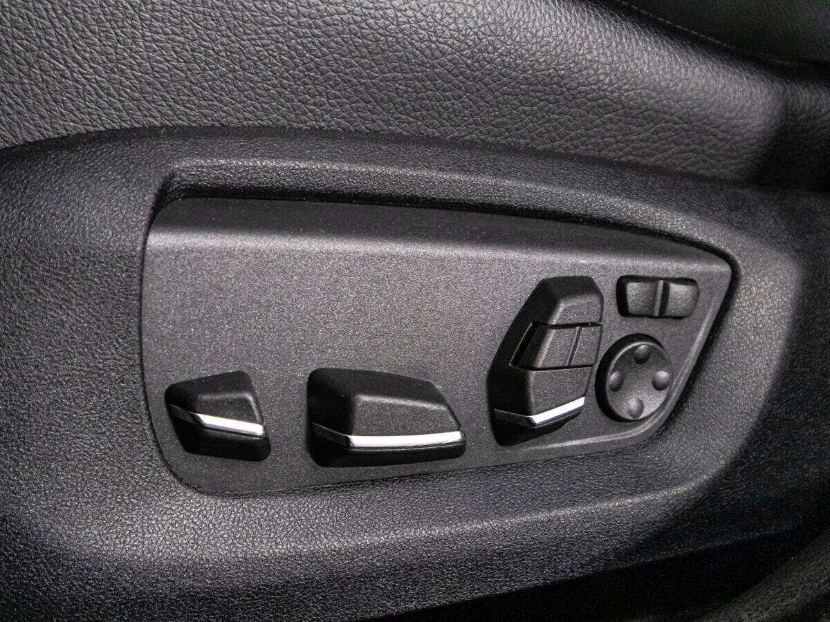 BMW 5 серии 530d xDrive, 2014 Фото №15