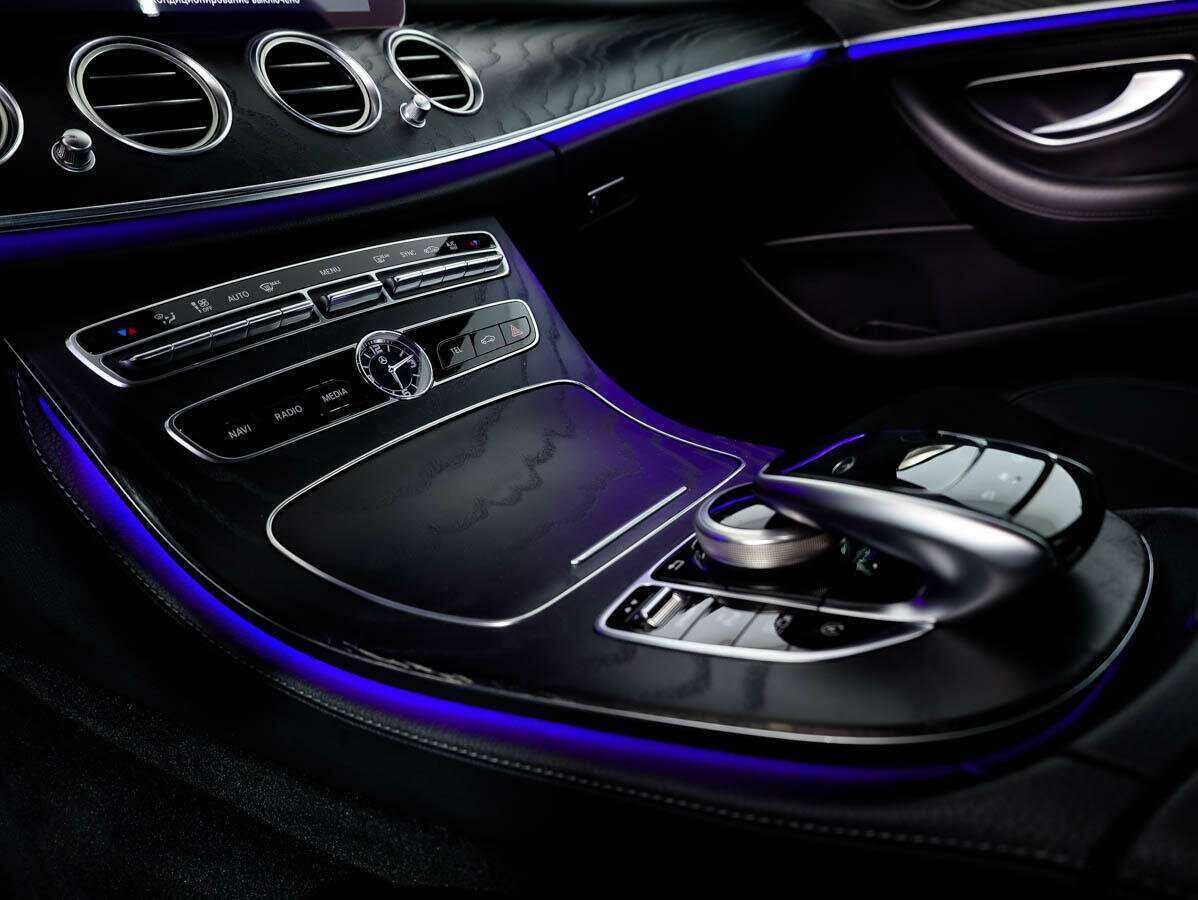 Mercedes-Benz E-Класс 200, 2019 Фото №14