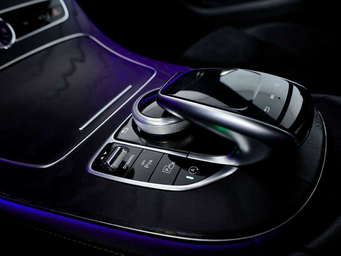 Mercedes-Benz E-Класс 200, 2019 Фото №16