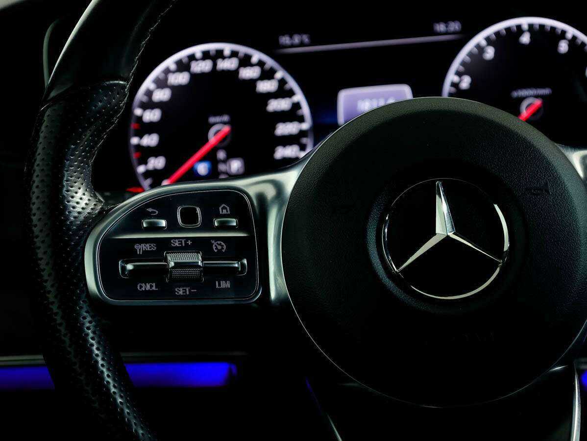 Mercedes-Benz E-Класс 200, 2019 Фото №19