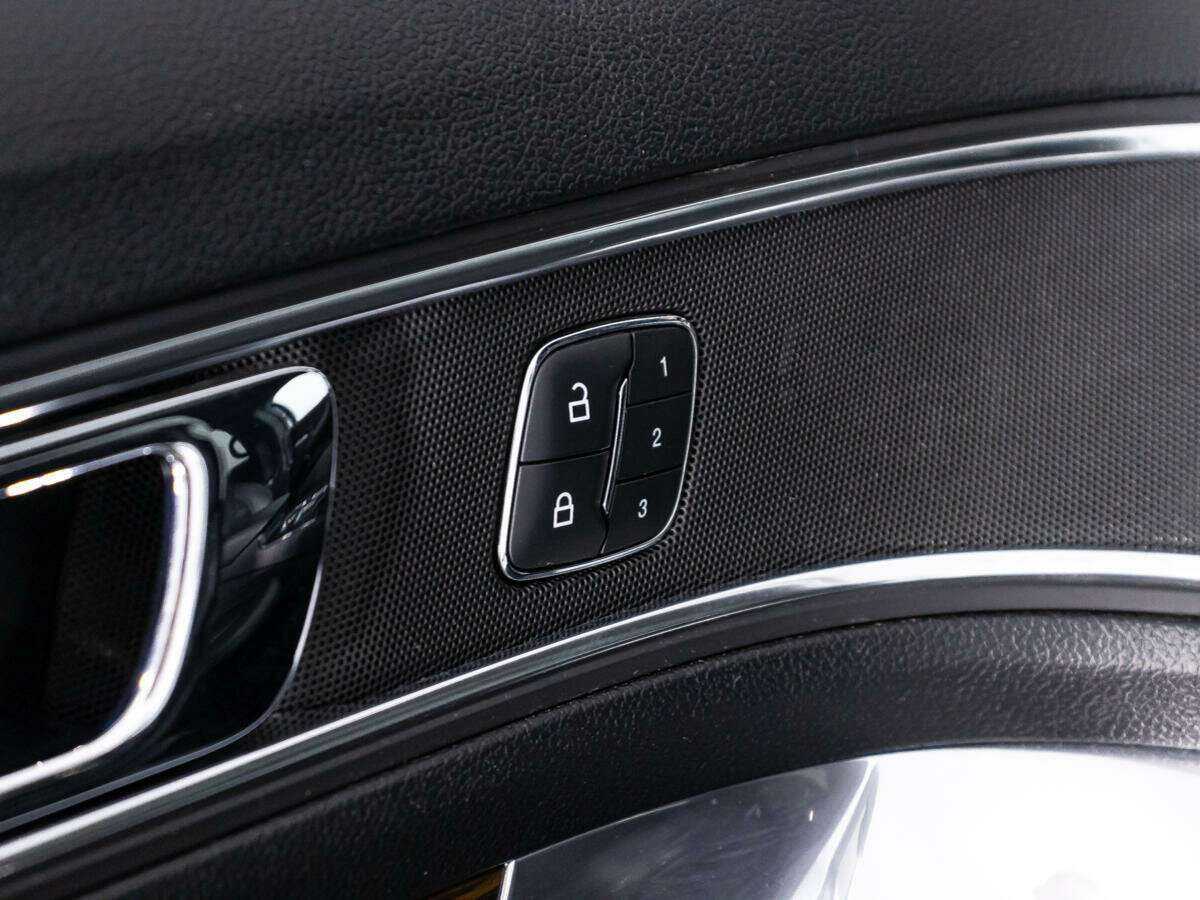 Ford Explorer, 2019 Фото №16