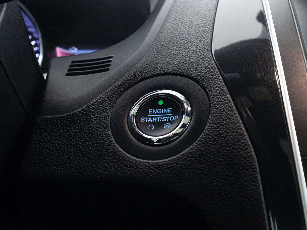 Ford Explorer, 2019 Фото №18