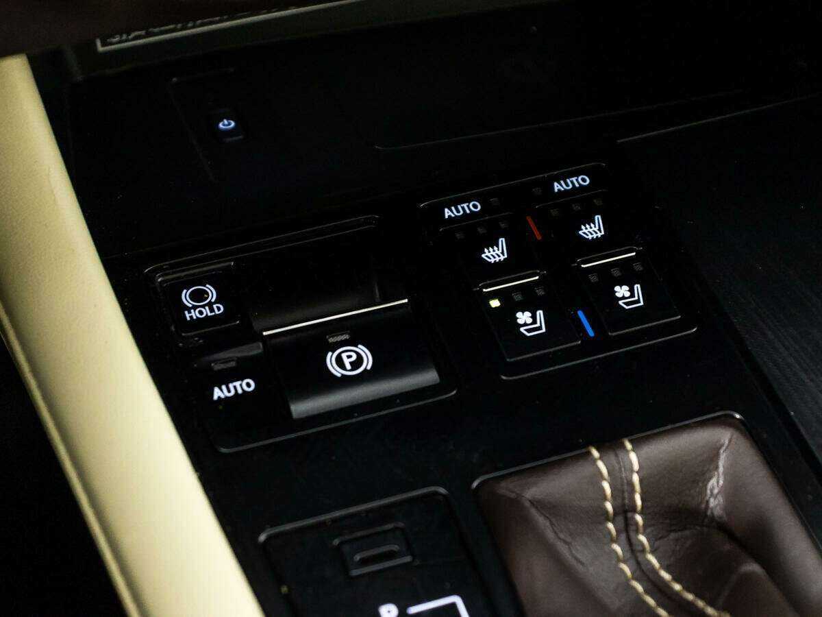 Lexus RX 350, 2016 Фото №19