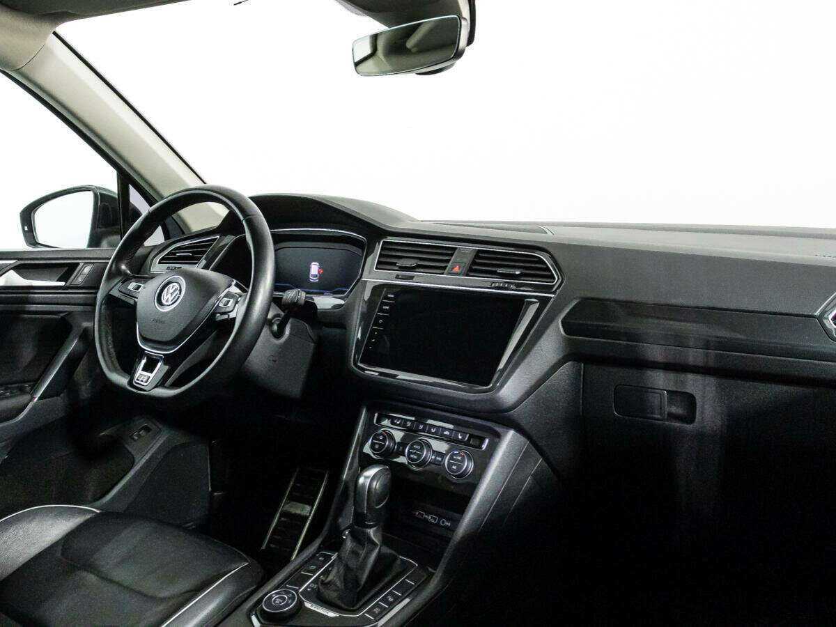 Volkswagen Tiguan, 2019 Фото №10