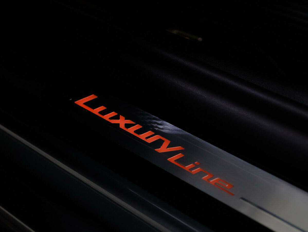 BMW 5 серии 530i xDrive, 2018 Фото №17