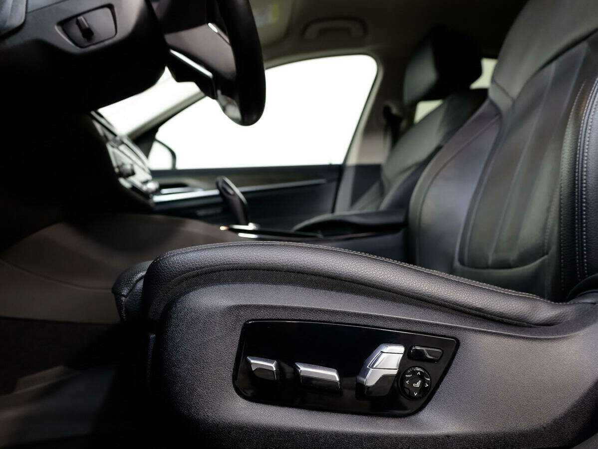 BMW 5 серии 530i xDrive, 2018 Фото №18