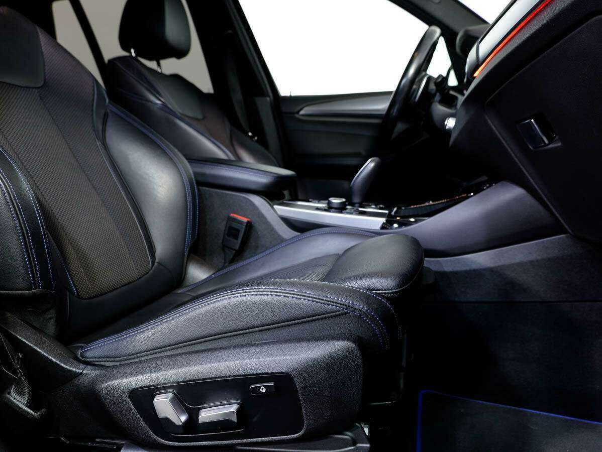 BMW X3 20i xDrive, 2019 Фото №13