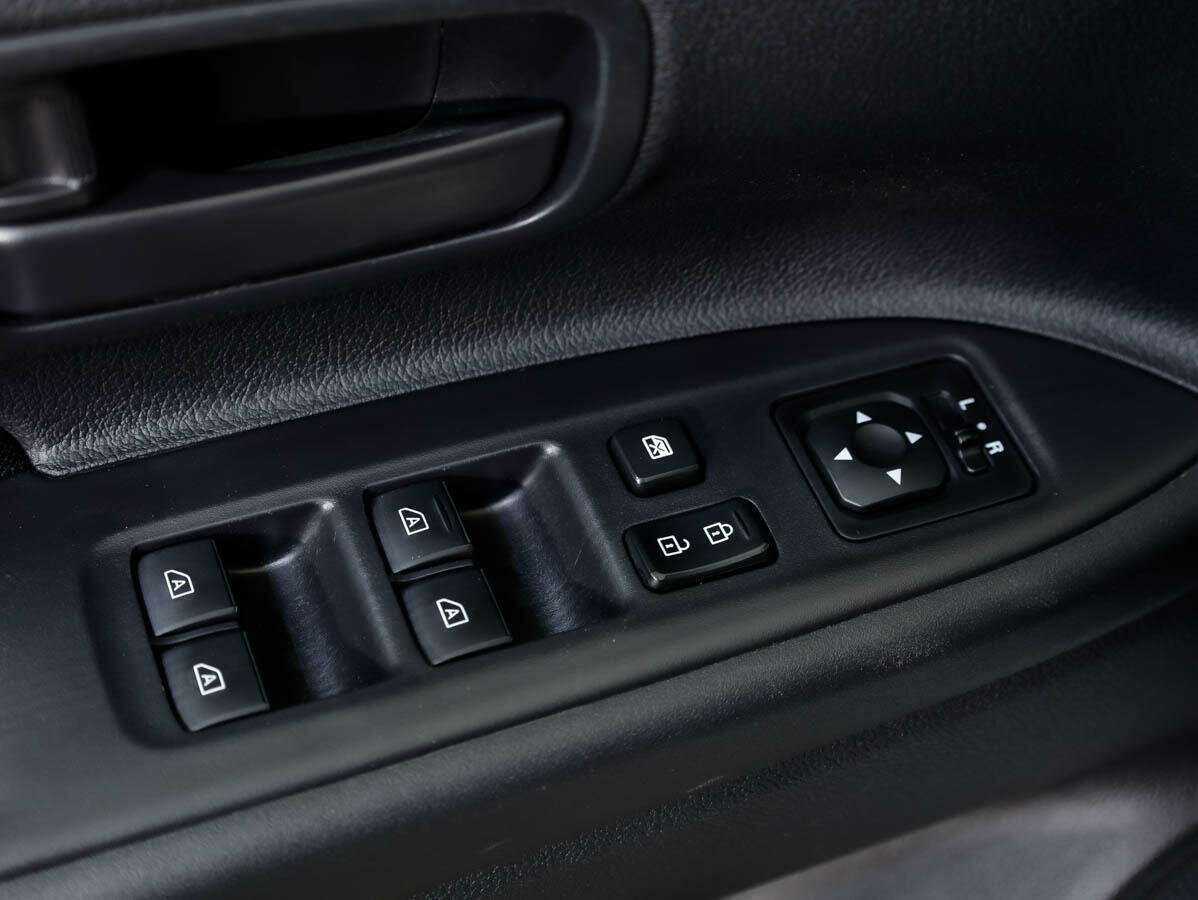 Mitsubishi Outlander, 2018 Фото №17