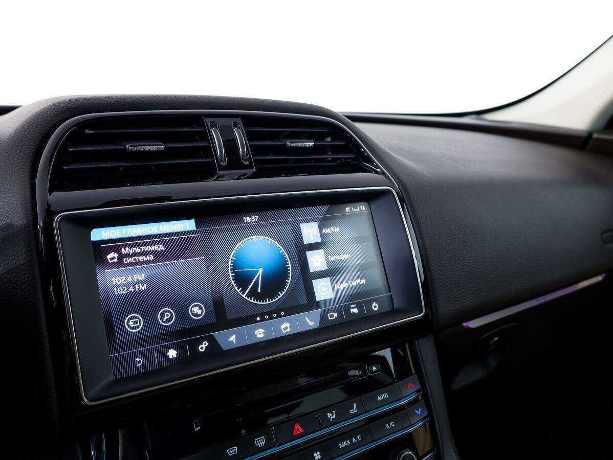 Jaguar F-Pace, 2018 Фото №15