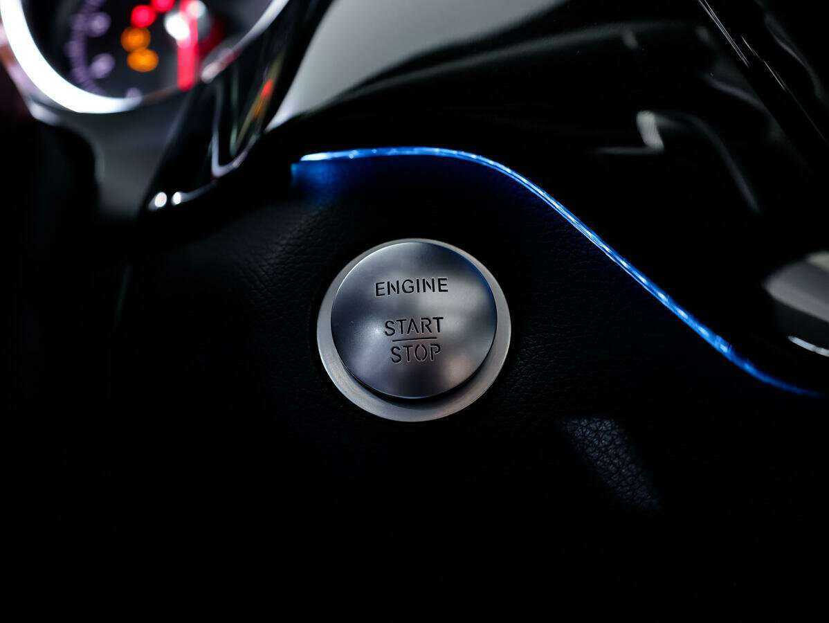 Mercedes-Benz GLS 400, 2016 Фото №22