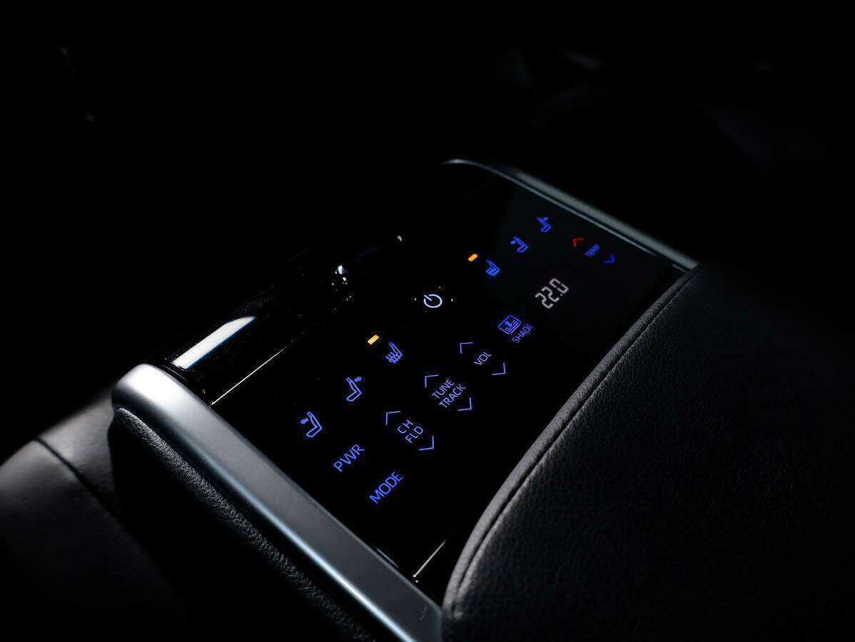 Toyota Camry, 2021 Фото №15