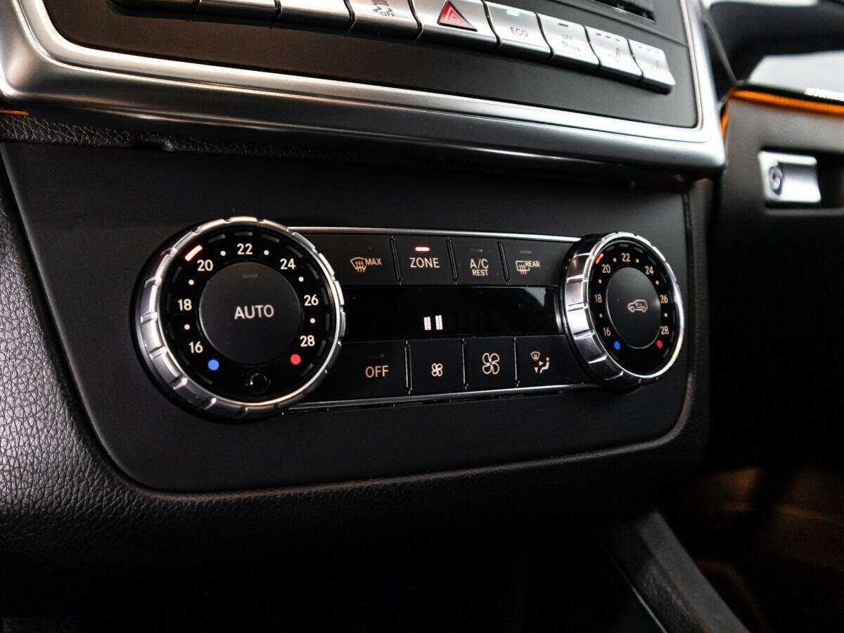 Mercedes-Benz GL-Класс 350 CDI BlueTEC, 2015 Фото №19