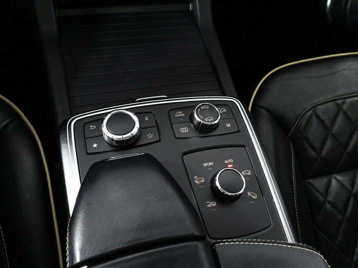 Mercedes-Benz GL-Класс 350 CDI BlueTEC, 2014 Фото №21