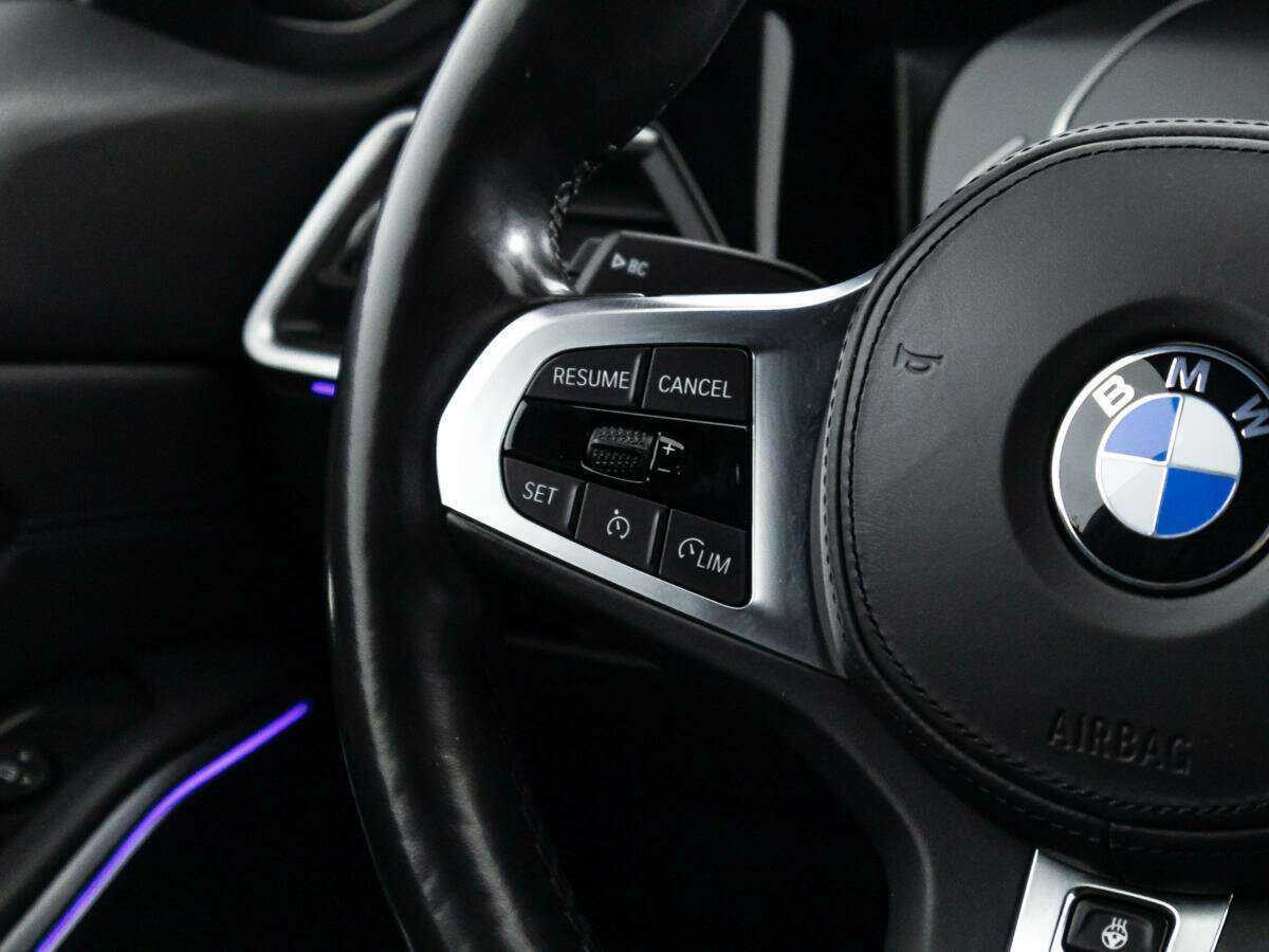 BMW 3 серии 320i xDrive, 2020 Фото №22