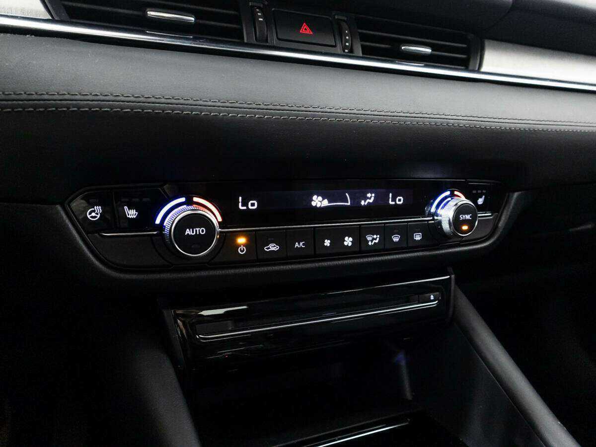 Mazda 6, 2019 Фото №17
