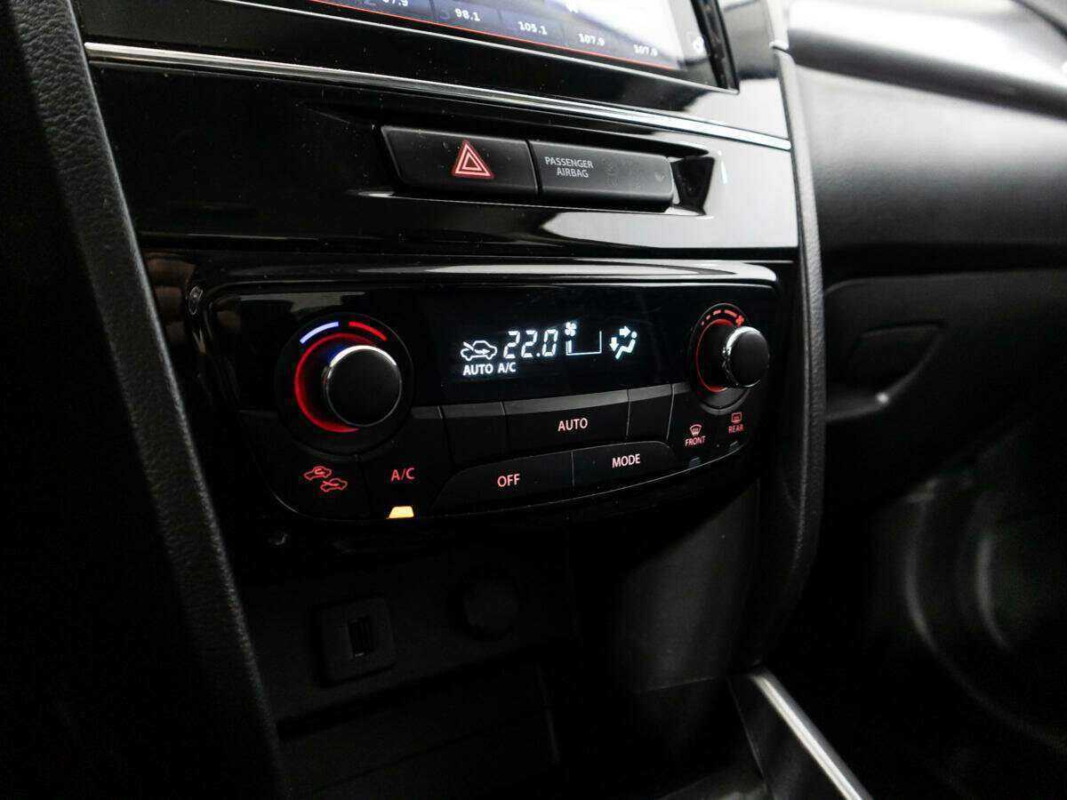 Suzuki Vitara, 2019 Фото №16