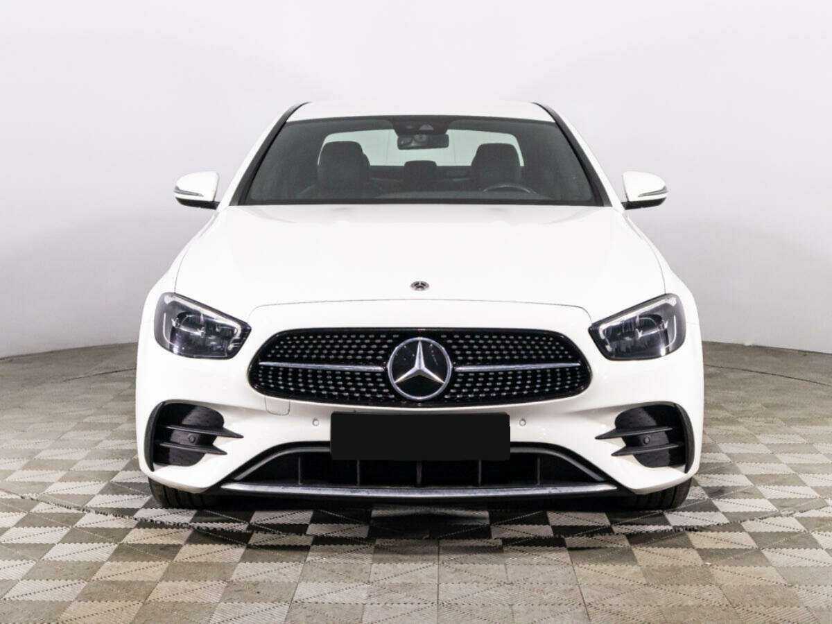 Mercedes-Benz E-Класс 200, 2021 - 48 926 км. | Фото №2