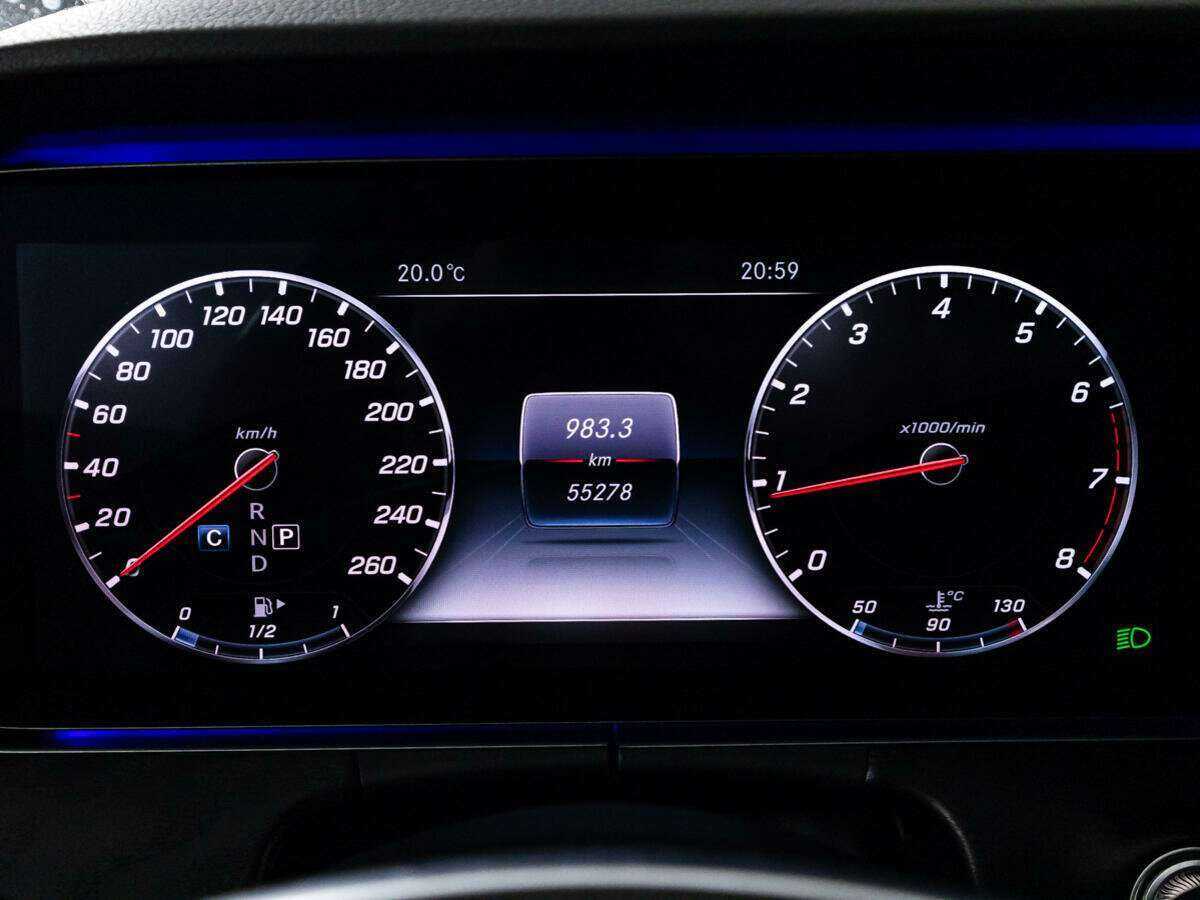 Mercedes-Benz E-Класс 200, 2017 Фото №11